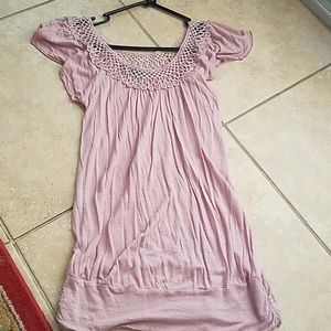 Robin's Nest maternity top small